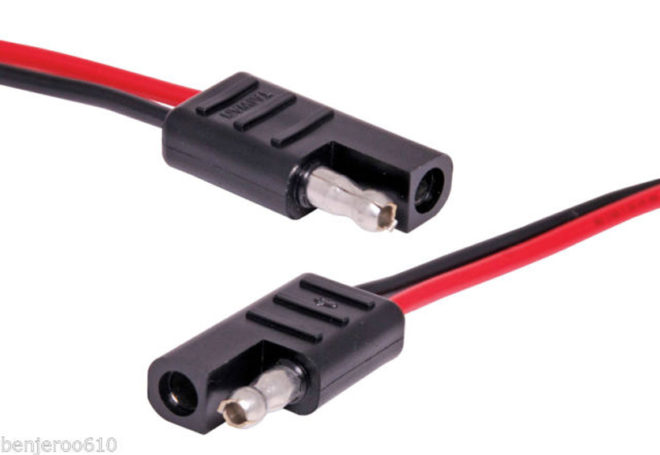 SAE two-pin flat connector with wires